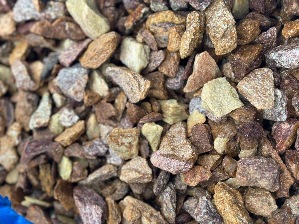 Златолит персиковый декоративная каменная крошка купить в Еманжелинске