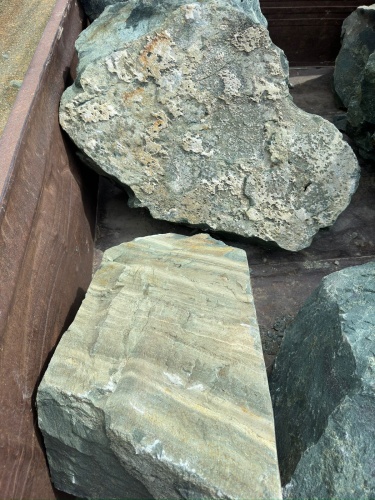 Ландшафтные глыбы зелёные 200-500 килограмм купить в Еманжелинске