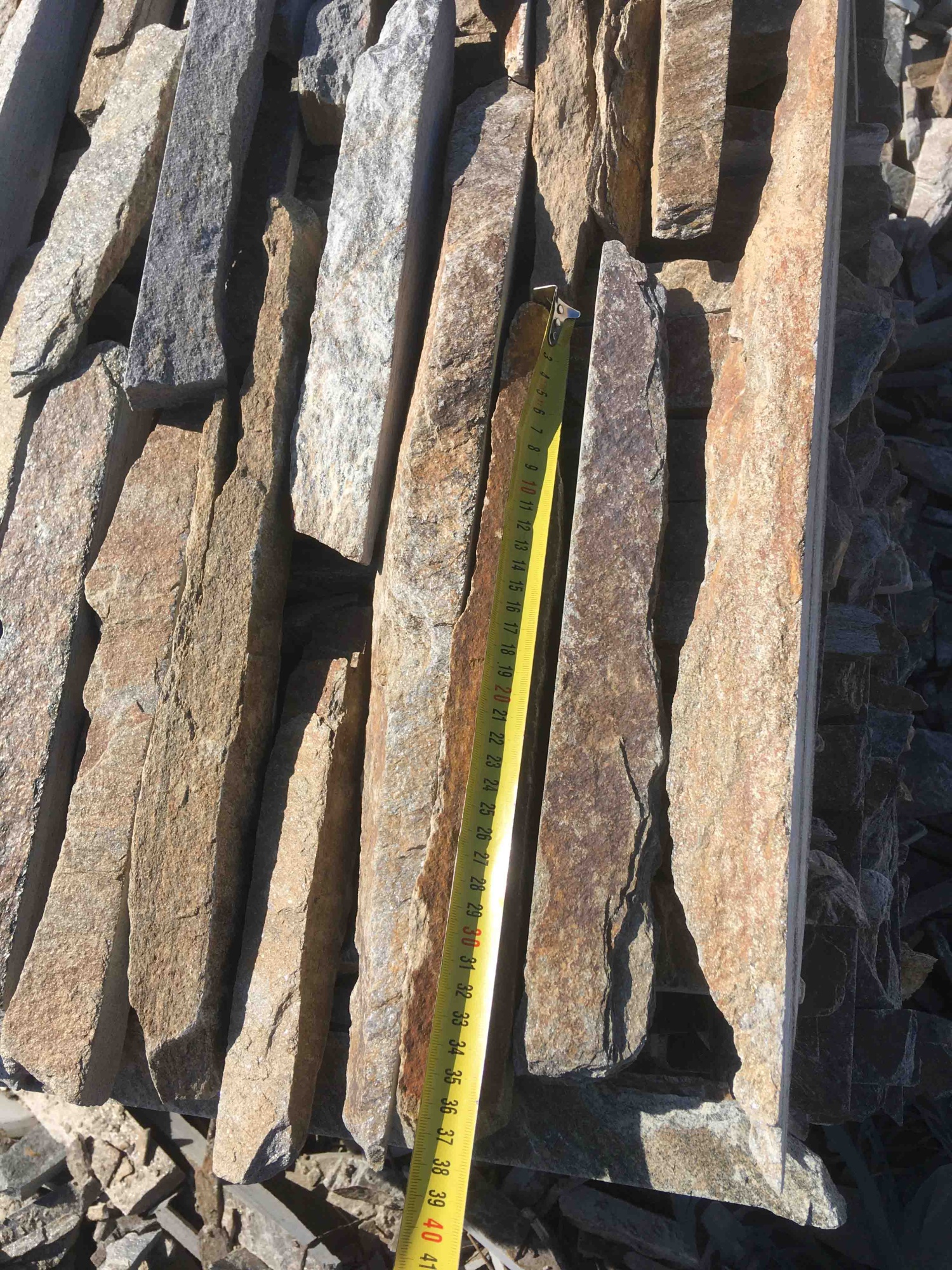 Горбушка златолит мультиколор для облицовки купить в Еманжелинске