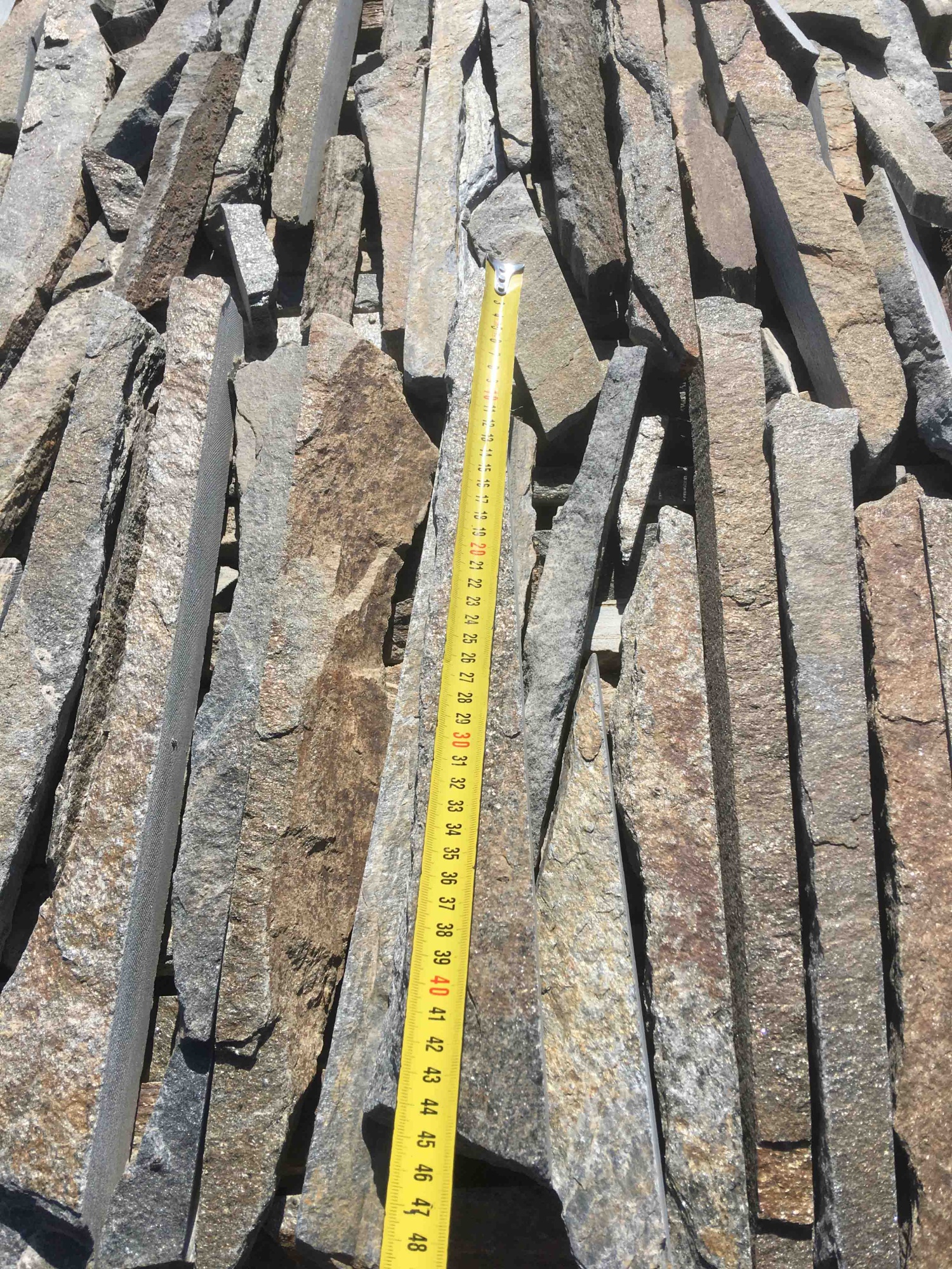 Горбушка златолит мультиколор для облицовки купить в Еманжелинске