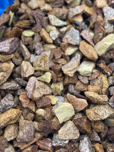 Златолит персиковый декоративная каменная крошка купить в Еманжелинске