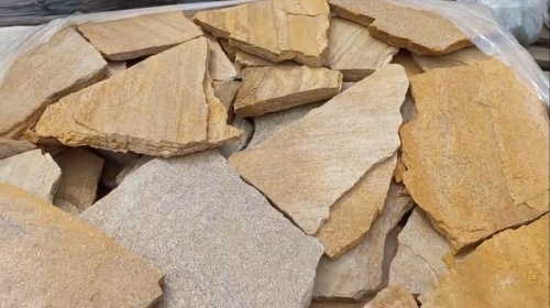 Плитняк златолит жёлтый для цоколя купить в Еманжелинске