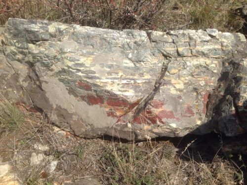 Гигантские зелёные валуны для ландшафтного дизайна весом более 5 тонн купить в Еманжелинске