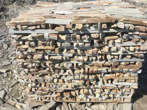 Горбушка златолит золотистый для облицовки купить в Еманжелинске