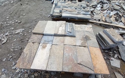 Плитка пилёная златолит Уральский для фасада купить в Еманжелинске