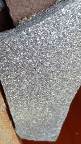 Плитняк златолит серебристый для цоколя, отмостки купить в Еманжелинске