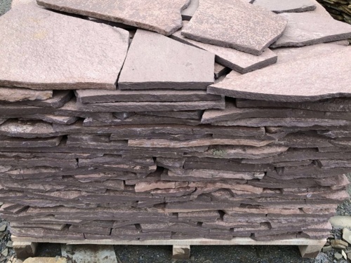 Плитняк лемезит бордовый для облицовки цоколя 20-25 мм  купить в Еманжелинске