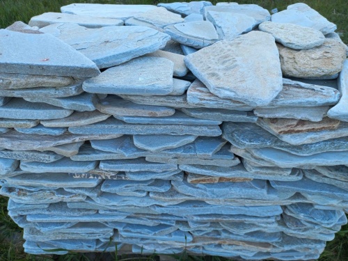 Плитняк златолит зелёный галтованный для цоколя купить в Еманжелинске